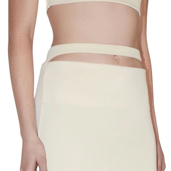 NWT Khy Stretch Cut Out Skirt In Cream Knit - Picture 2 of 7
